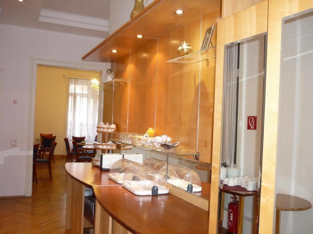 Pension Vera Viena Exterior foto